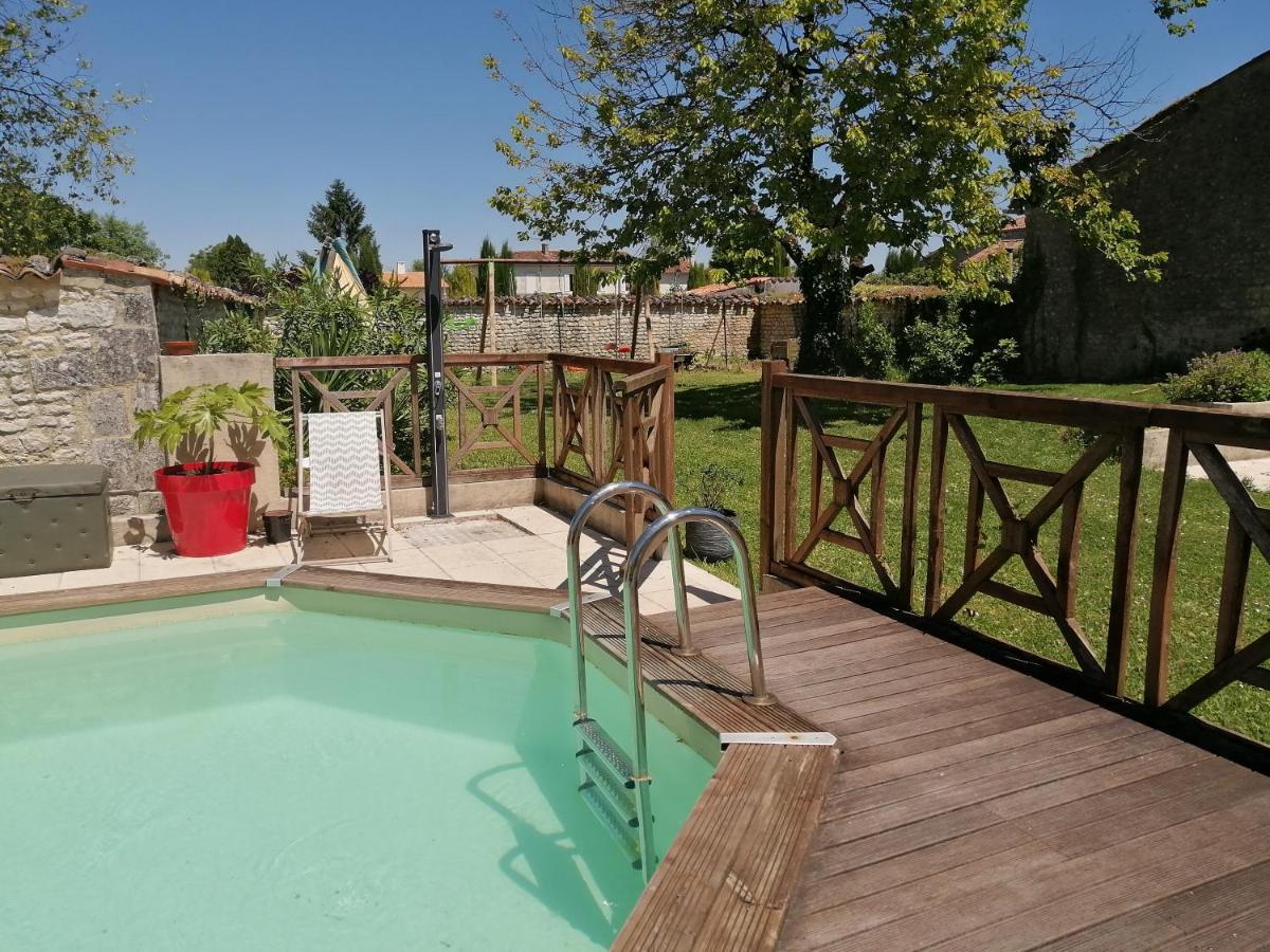 Bed and Breakfast Tetes A L'Air Montils Exterior foto